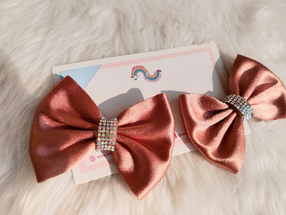 Satin Elegance Peach Bow (2 Pieces)