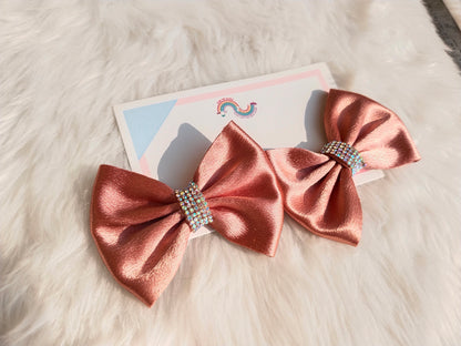 Satin Elegance Peach Bow (2 Pieces)